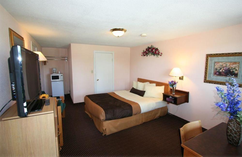 Motel 6 Campbellford, On Kültér fotó