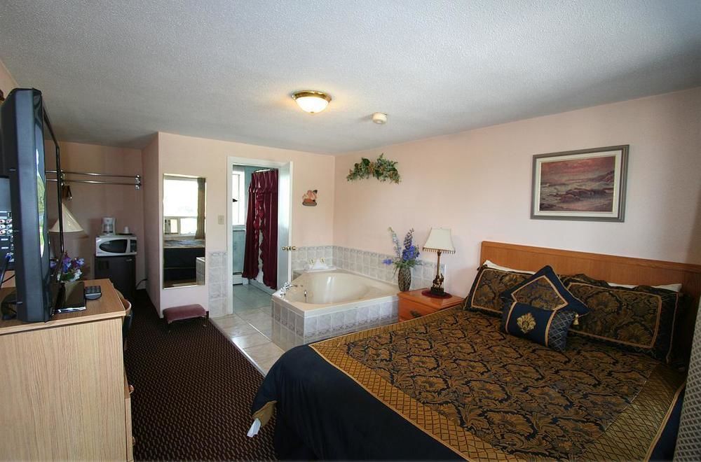Motel 6 Campbellford, On Kültér fotó