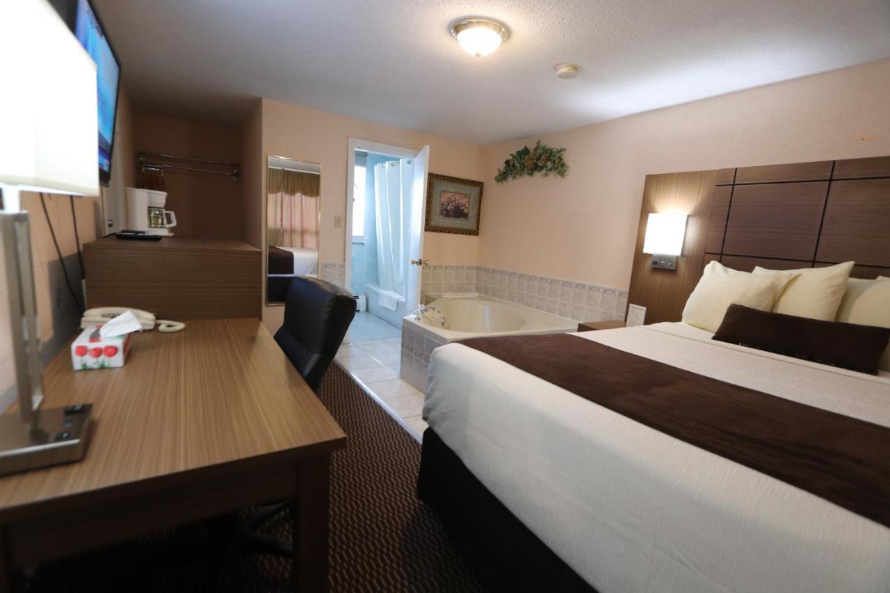 Motel 6 Campbellford, On Kültér fotó